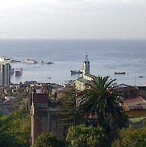 Vue de Valparaiso sur la côte chilienne Vue de Valparaiso sur la côte chilienne