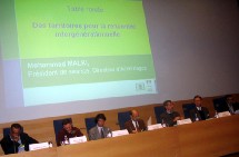 Table ronde lors du colloque Des générations en action Table ronde lors du colloque Des générations en action