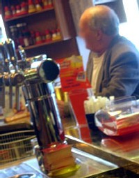 Informer les seniors sur les risques liés à l'alcool pour qu'ils réduisent leur consommation Informer les seniors sur les risques liés à l'alcool pour qu'ils réduisent leur consommation