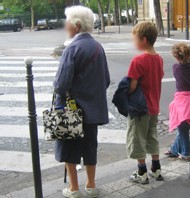 85% des Français estiment que le rôle des grands-parents est important dans notre société 85% des Français estiment que le rôle des grands-parents est important dans notre société