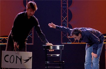 « Elie Semoun se prend pour qui ? » son dernier spectacle vient de sortir en DVD « Elie Semoun se prend pour qui ? » son dernier spectacle vient de sortir en DVD