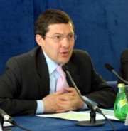 Un plan pour agir contre la maltraitance des personnes âgées Un plan pour agir contre la maltraitance des personnes âgées