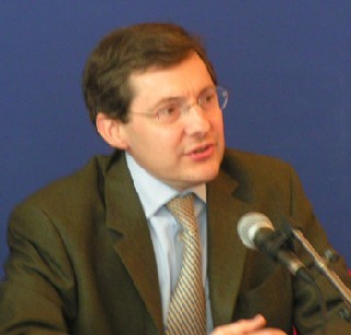 Mieux financer la dépendance : présentation des propositions de Philippe Bas Mieux financer la dépendance : présentation des propositions de Philippe Bas