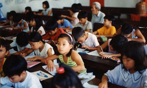Des résidents en maison de retraite participent au financement de la construction d’une école à Saïgon Des résidents en maison de retraite participent au financement de la construction d’une école à Saïgon