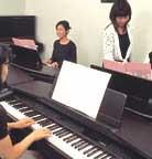 Japon – Les fabricants d’instruments proposent aussi des leçons de musique adaptées aux boomers Japon – Les fabricants d’instruments proposent aussi des leçons de musique adaptées aux boomers
