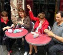 Journée Mondiale du Tricot en Plein Air ! Rendez-vous national le samedi 9 juin Journée Mondiale du Tricot en Plein Air ! Rendez-vous national le samedi 9 juin