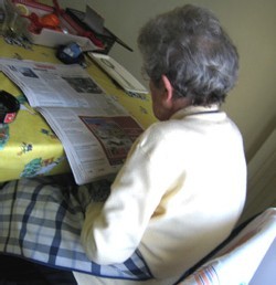 60 ans plus tard, des seniors retournent à l’école pour repasser un test de QI 60 ans plus tard, des seniors retournent à l’école pour repasser un test de QI