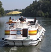 Découverte de l’Anjou grâce au tourisme fluvial sans permis Découverte de l’Anjou grâce au tourisme fluvial sans permis