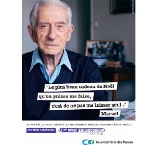 Le plus beau cadeau de noël qu’on puisse me faire, c’est de ne pas me laisser seul Le plus beau cadeau de noël qu’on puisse me faire, c’est de ne pas me laisser seul