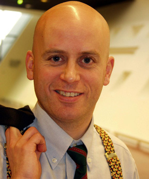 Médias et seniors : entre récupération et négation, chronique par Serge Guérin Médias et seniors : entre récupération et négation, chronique par Serge Guérin