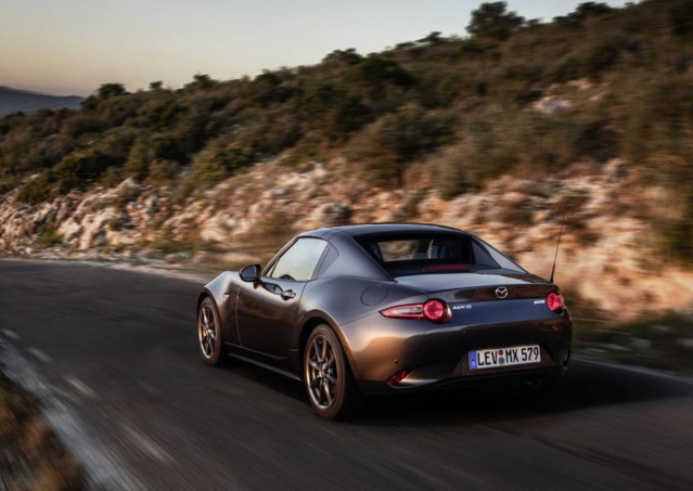 Mazda MR-5 RF 2.0 160 CH Mazda MR-5 RF 2.0 160 CH