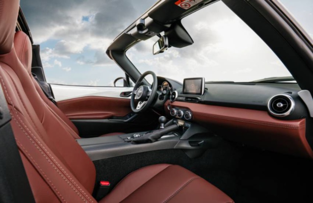 MR-5 RF 2.0 160 CH : le plaisir automobile existe encore grâce à Mazda MR-5 RF 2.0 160 CH : le plaisir automobile existe encore grâce à Mazda