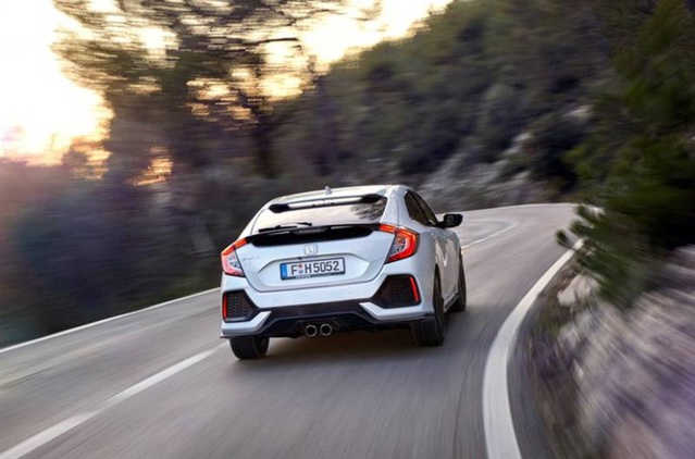 La dixième génération de la Honda Civic est arrivée