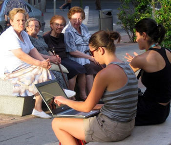 Ostéoporose : favoriser la communication mères-filles Ostéoporose : favoriser la communication mères-filles