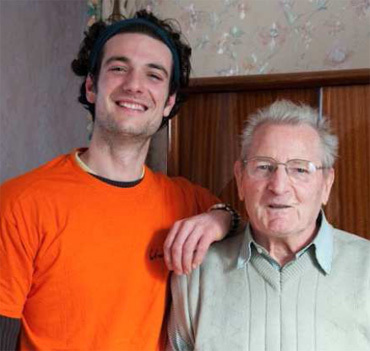 Service civique et solidarité intergénérationnelle : Quand Robert 87 ans et Benoit, 24 ans se rencontrent…