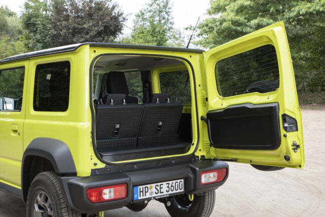 Suzuki Jimny 1.5l 4WD : le jouet de l'année et surtout, ne l'appelez pas SUV !