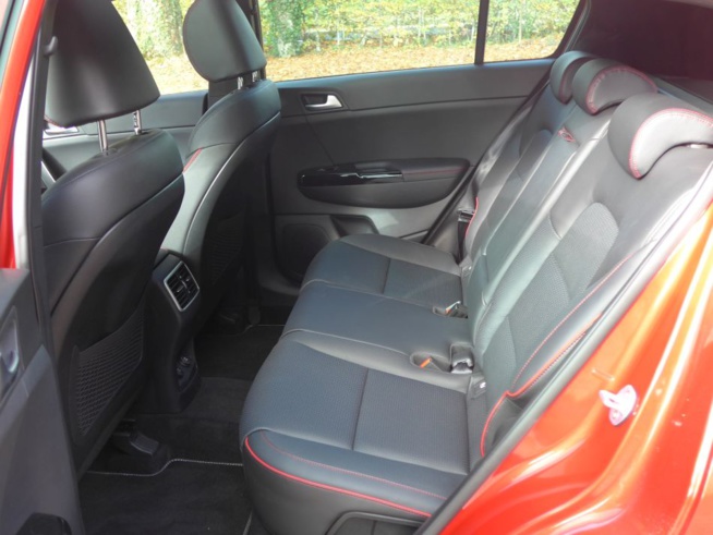 Kia Sportage 1.6 Diesel 136ch DCT7 4x4 Kia Sportage 1.6 Diesel 136ch DCT7 4x4