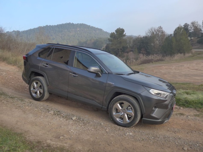 Toyota RAV4 Hybride AWD Toyota RAV4 Hybride AWD