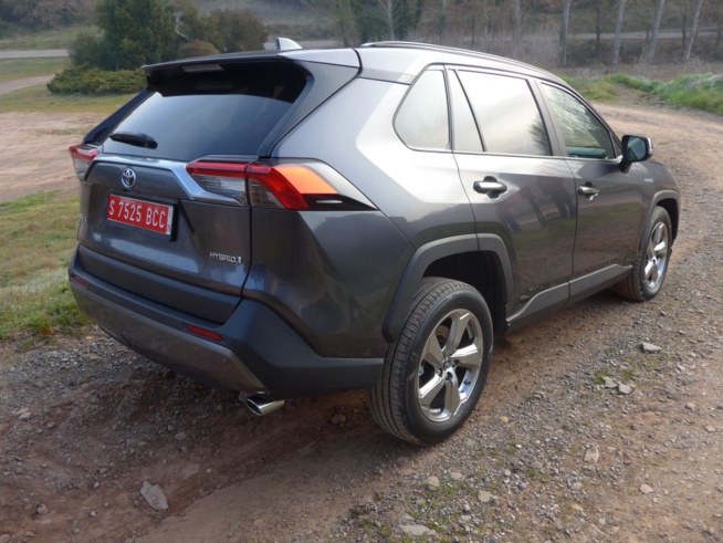 Toyota RAV4 Hybride AWD Toyota RAV4 Hybride AWD