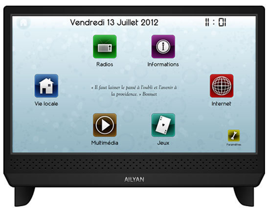 Aisance : un écran tactile pour senior pour rester connecté d’un simple touché