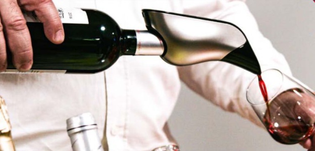 Aveine : un aérateur de vin pour ne plus gâcher ses bonnes bouteilles