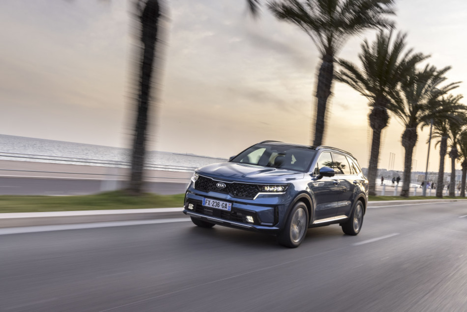 Kia Sorento : familiale et haut de gamme à la fois Kia Sorento : familiale et haut de gamme à la fois