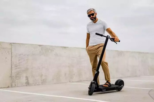 ​Äike, une trottinette stylée qui allie écologie et performances