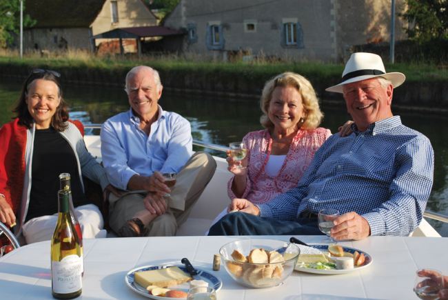 Croisière fluviale : partez à l’aventure en péniche avec Le Boat… Croisière fluviale : partez à l’aventure en péniche avec Le Boat…