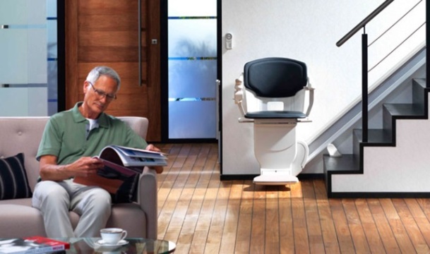 Senior : sécuriser son logement grâce à un monte escalier Senior : sécuriser son logement grâce à un monte escalier