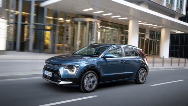 Kia Niro : trois versions d'un nouveau crossover familial Kia Niro : trois versions d'un nouveau crossover familial