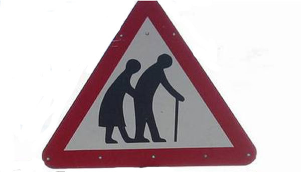 Attention : traversée de seniors... une nouvelle signalétique en Belgique