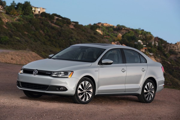 Volkswagen Jetta Hybrid : un modèle pratique qui reste méconnu