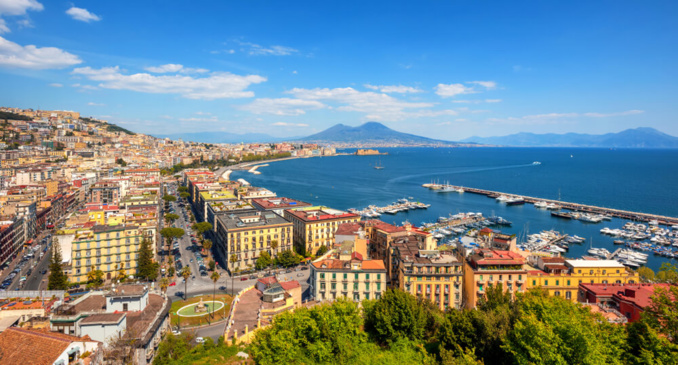Baie de Naples ©Shutterstock Baie de Naples ©Shutterstock