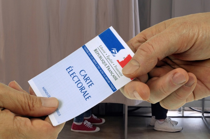 carte d'électeur ©Shutterstock