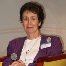 Le médecin généraliste face aux pathologies liées au vieillissement, interview de Françoise Forette Le médecin généraliste face aux pathologies liées au vieillissement, interview de Françoise Forette