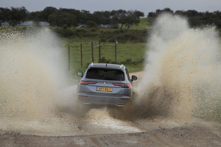 ©Joël Chassaing-Cuvillier/Mitsubishi
