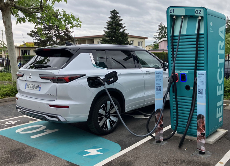 Le nouvel Outlander de Mitsubishi arrive en France Le nouvel Outlander de Mitsubishi arrive en France