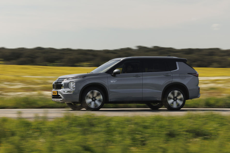Le nouvel Outlander de Mitsubishi arrive en France