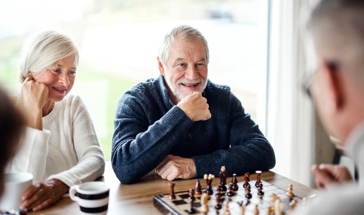 Groupes d'amis seniors © Ground Picture/Shutterstock