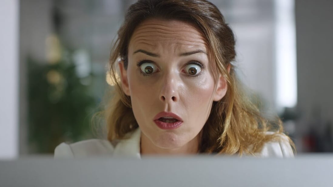 Veuve découvrant que l'héritage crypto de son conjoint défunt est devenue inaccessible © SeniorActu Veuve découvrant que l'héritage crypto de son conjoint défunt est devenue inaccessible © SeniorActu