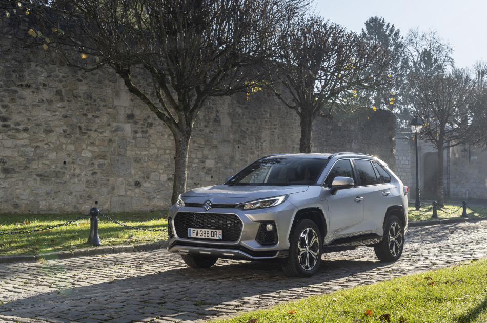 Un break et un SUV, les deux nouveautés Suzuki (partie 2)