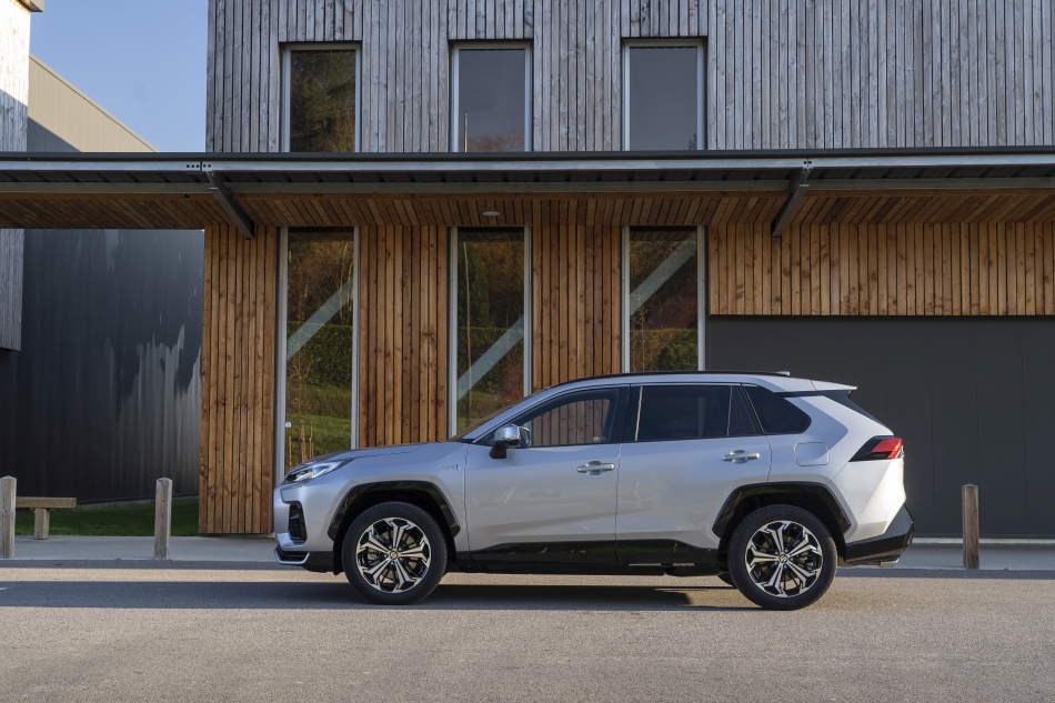 Un break et un SUV, les deux nouveautés Suzuki (partie 2)