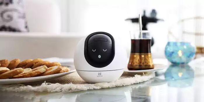 EZVIZ C6 : la caméra IA des gens occupés EZVIZ C6 : la caméra IA des gens occupés