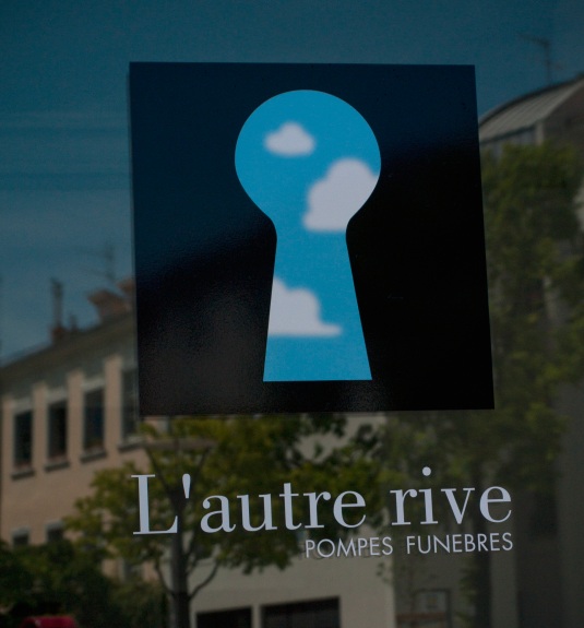 L’autre rive : les obsèques autrement… L’autre rive : les obsèques autrement…