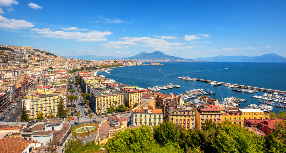 Baie de Naples ©Shutterstock