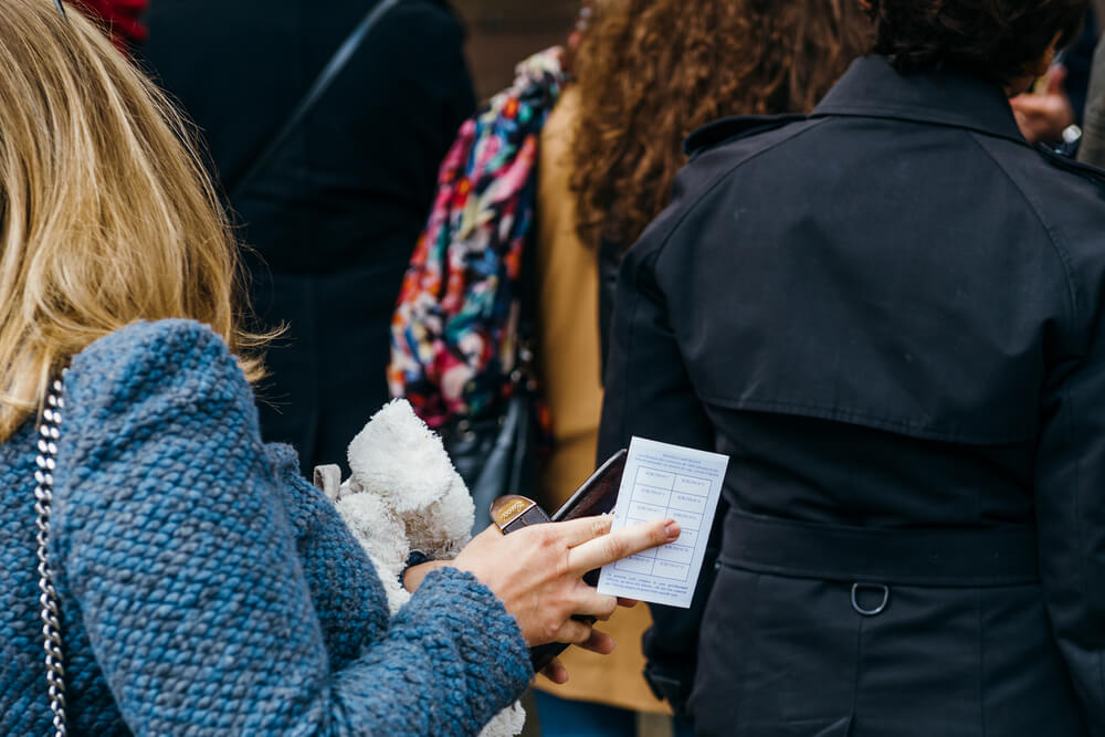 Anniversaire des 80 ans du droit de vote des femmes en France ©Shutterstock