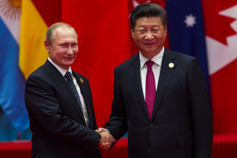 V.Poutine et Xi Jinping ANGZHOU, CHINA - SEPT. 4. 2016 © plavi011/Shutterstock V.Poutine et Xi Jinping ANGZHOU, CHINA - SEPT. 4. 2016 © plavi011/Shutterstock