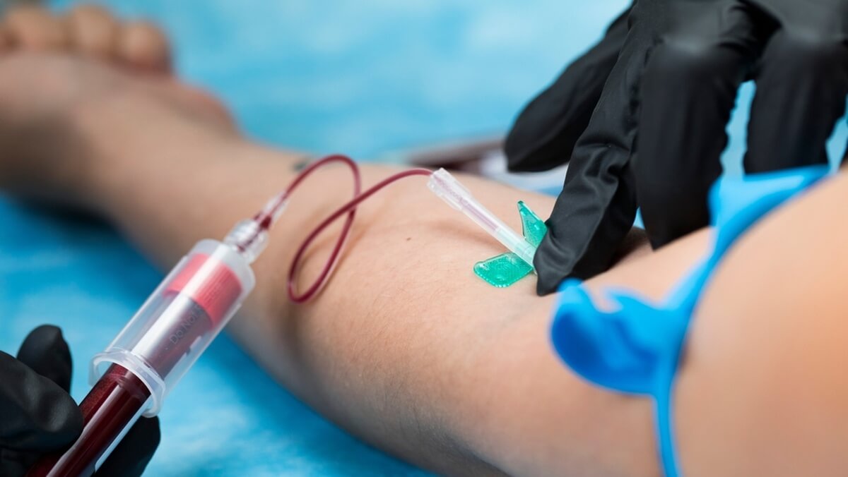 Prise de sang © Studio Nut/Shutterstock