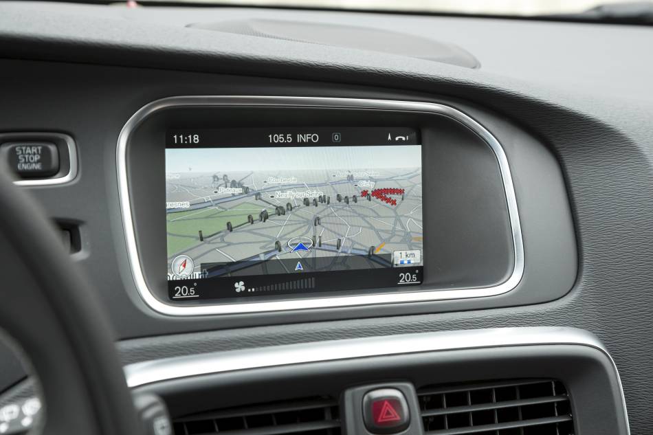 Volvo V40 T3 Geartronic 150ch : une allure modernisée Volvo V40 T3 Geartronic 150ch : une allure modernisée