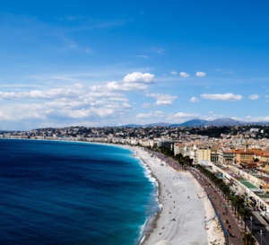 Coquillages, sable, galets, bois flotté... On ne peut pas tout ramasser sur une plage !